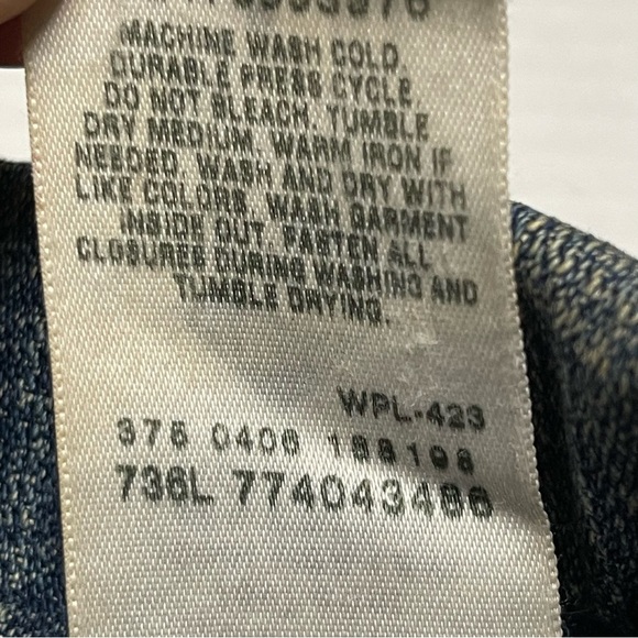 Levis Womens Denim Trucker Jacket Size Small Standard Fit Retro Y2K - Picture 8 of 10